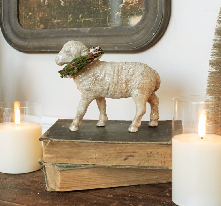 SW15527 Vintage Sheep With Wreath – Old Farmhouse Primitives