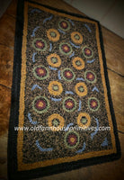 #HSD211620 "In Circles" Hooked Wool Table Runner