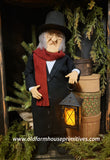 #OTC23-12 Primitive "Ebenezer Scrooge" ♥️ Holding Lantern