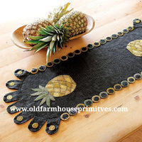 #HSD218018 Primitive Penny Rug Pineapple Table Runner