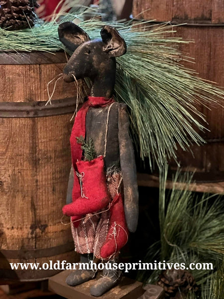 #DAWW4 Primitive Holiday Mouse 🐭 "Roger Holding Ice Skates (Handmade in USA)
