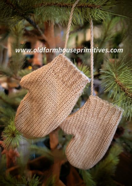 #SSTM Tan Knitted Mitten Ornament