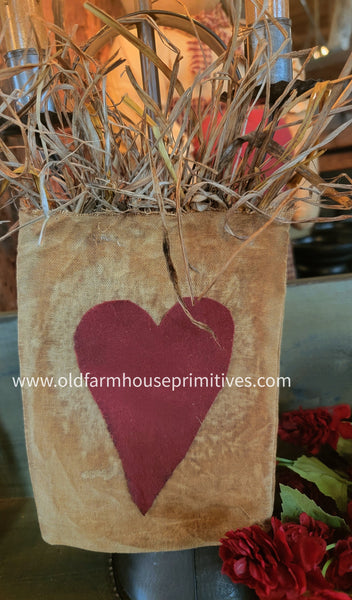 DAWHRT Primitive Heart Ornament ♥️ – Old Farmhouse Primitives