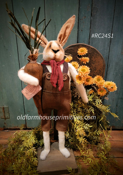 #RC24S1 RUGGED CHIC Primitive Cream 🐰Bunny With Brown Overalls 🥕