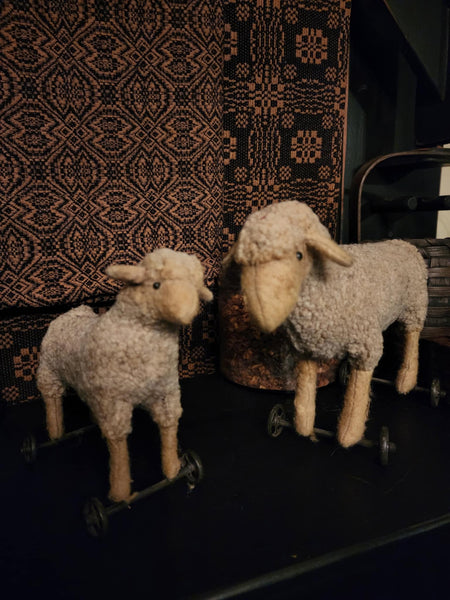 #PCDF33 Primitive Wooly "MOMMA" Sheep 🐑 On Wheels