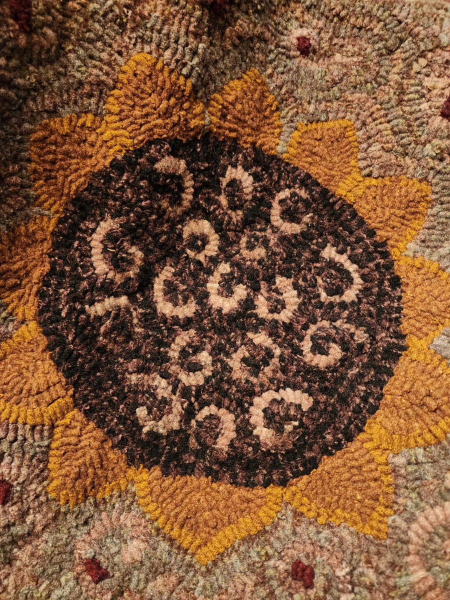 #PCDF17 Primitive Hooked SUNFLOWER 🌻 Crow 🐦‍⬛ Hooked Wool Rug ~ Made I ...