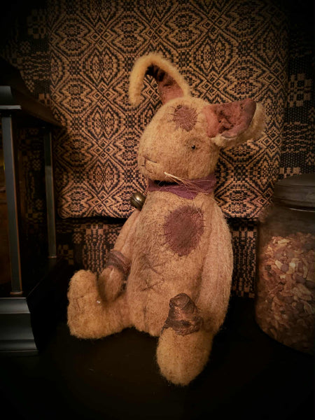 #PCDF31 Primitive Sitting Tattered and Torn Rabbit MADE IN AMERICA 🇺🇸