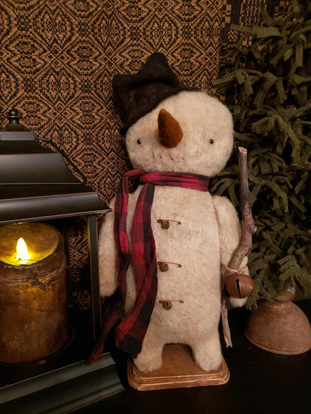 #PCDF104  Primitive Standing "FROSTY" Snowman ⛄️Handmade In America