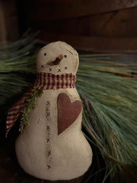 #FLL-SNW Primitive Snowman With Heart Bowl Filler By Dawn's Attic Treasures