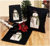 TRTG0018 Mr. Winterberry Snowman ⛄️ Wool Table Runner