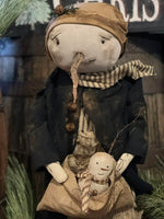 #DAWW7 Primitive Snowman ⛄️ "Sissy" Holding Baby Snowman In Pouch (Handmade in USA)