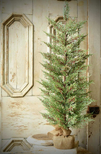 #LV3812 Dashing Cedar & Berry Tree 36 Inch