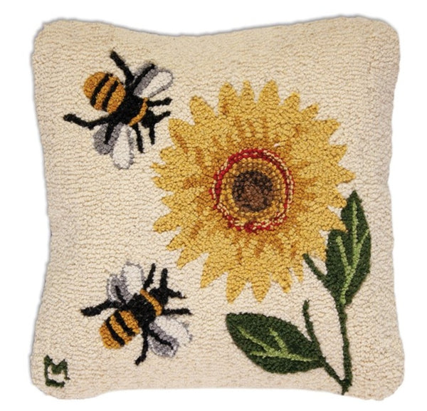 #165SFBE Sunflower Bees Hooked Pillow