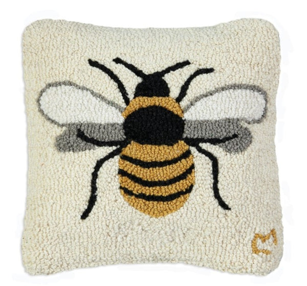 #164LBEE Lone Bee Hooked Wool Pillow