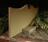 #HOWM Colonial "Old Woolen Mill" Horizontal Shelf Sitter - Pearwood