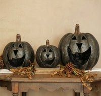 #WS221235 Black Big Mouth 8In Pumpkin
