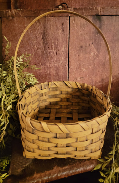 #LSBB-M Primitive Large "Mustard" Square Bottom Berry Basket