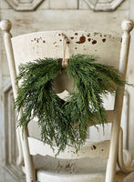 #XUA1064 Hanging 12In Wreath - Fine Cedar