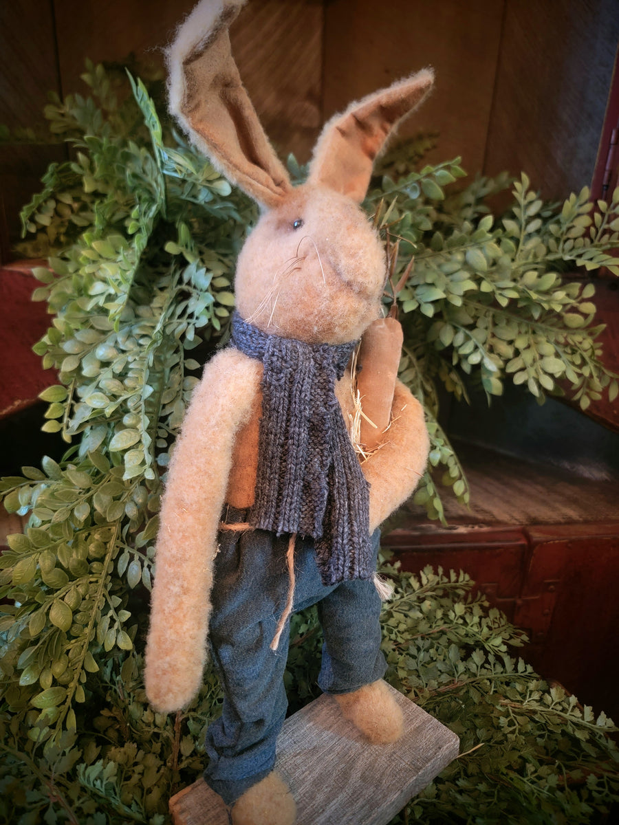 #24OTC Primitive Standing Bunny Boy With Scarf & Carrot – Old Farmhouse ...