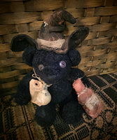 #WRN1114  Primitive "SPOOKY" Witch Hat Bear With Bug Jar & Gourd Necklace