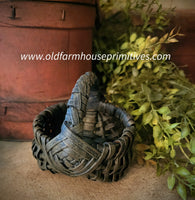 #LMB-9 Primitive Mini "Black Distressed" Egg Basket
