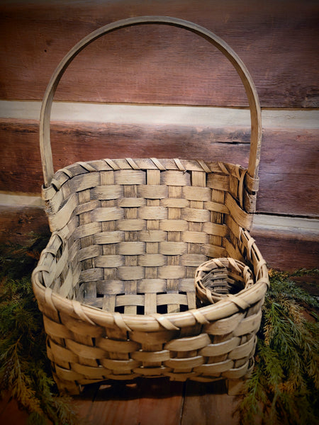 #KNT-T Primitive "Taupe" Footed Knitting Basket With Attached Needle Basket