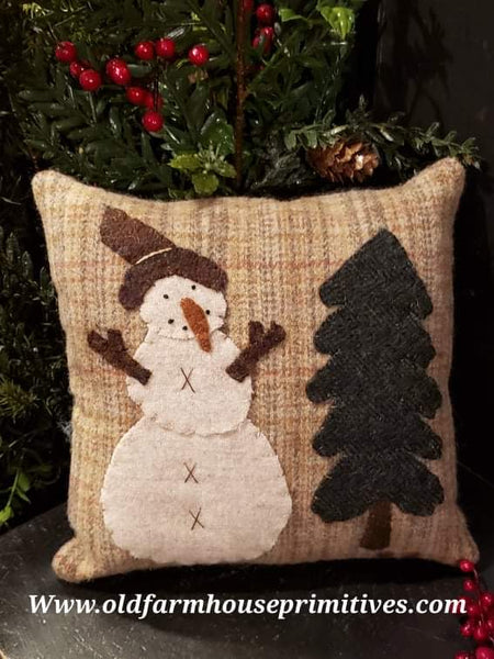#HMWSMP6 Handmade Wool "Snowman" Tree 🌲 Pillow (Made In USA)