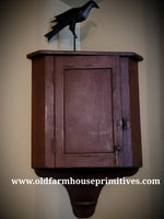 #STPU28 Hanging Corner Cabinet