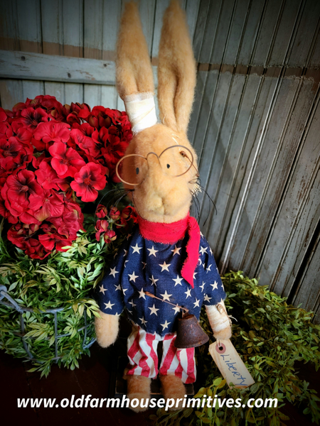 #RM56 Primitive Americana Tattered & Torn "Liberty" 🐰 Bunny Rabbit