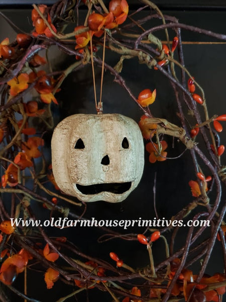 #JOLFW9 Primitive Spooky "Antique White" Jack-O-Lantern Pumpkin 🎃 Ornament #1 Seller!